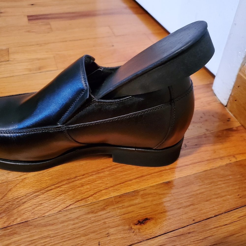 Men's Elevator Shoes Black Slip-On - Picture 6 of 6